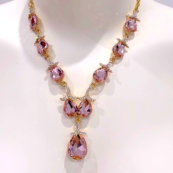 SET NECKLACE & EARRINGS Golden and Pale Pink. Brand New - Picture 2 of 6
